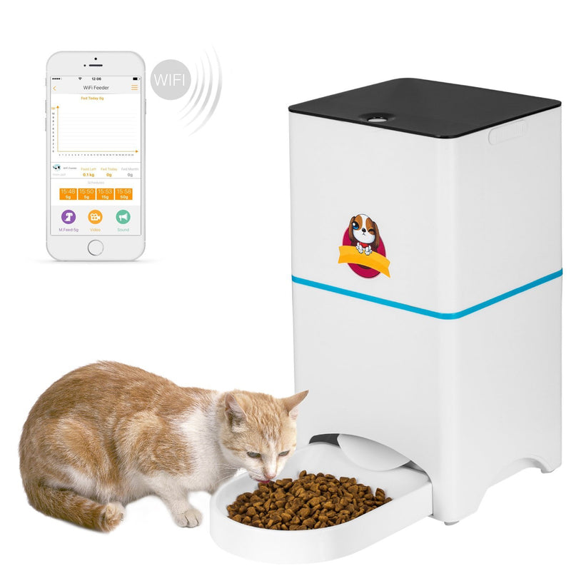 Pet feeder